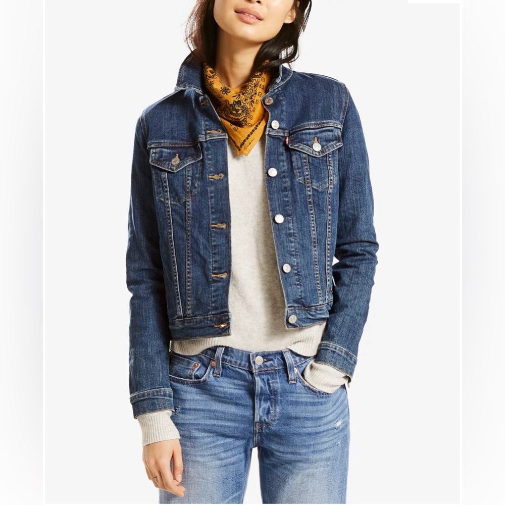 LEVI’S Jean Jacket, size M
